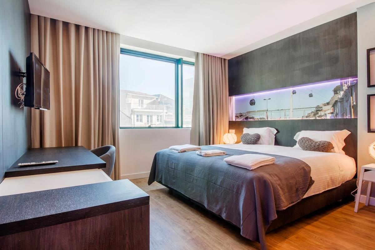 418 Apartamento Gale Wifi, Estacionamento, Elevador Порту Экстерьер фото